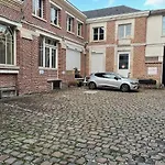 Appt Au Pied De La Cathedrale Avec Parking Gratuit