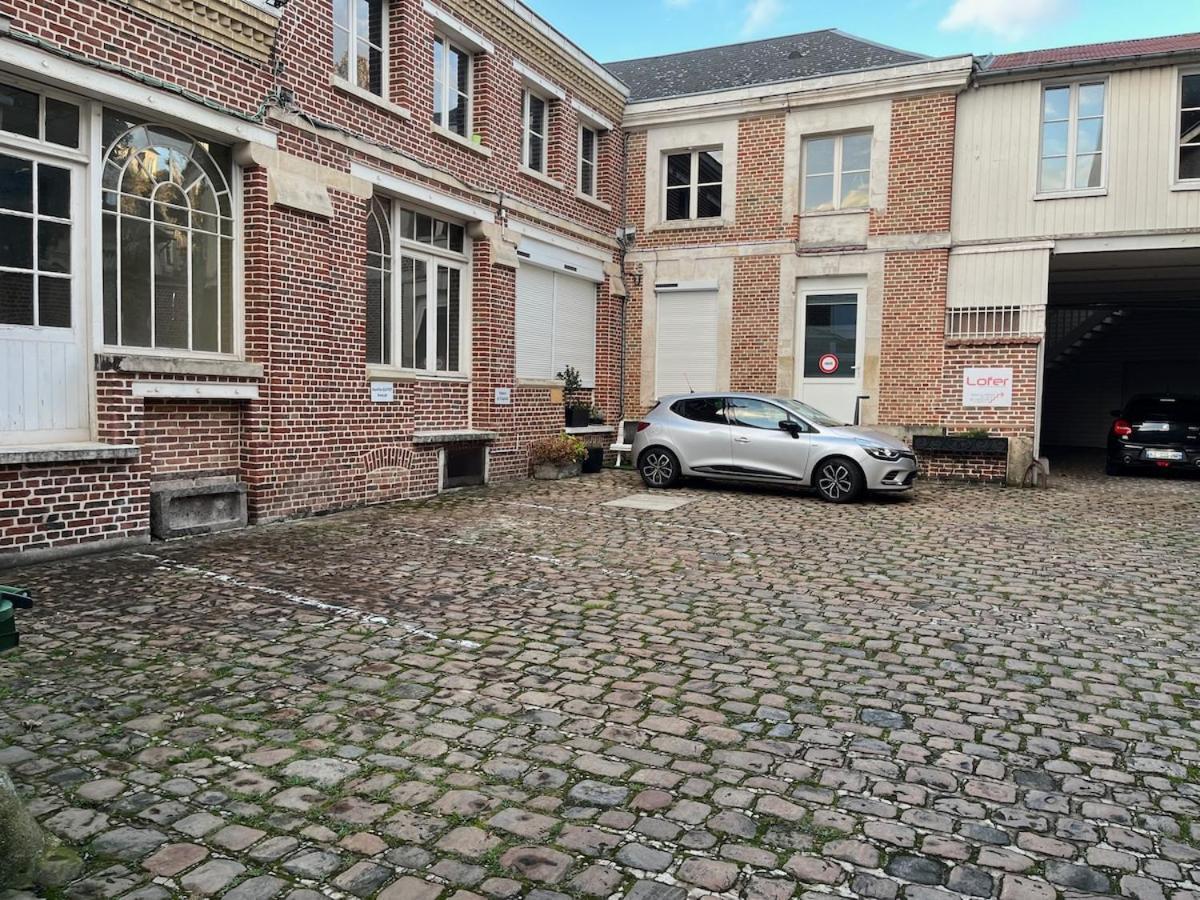 Appt Au Pied De La Cathedrale Avec Parking Gratuit Amiens